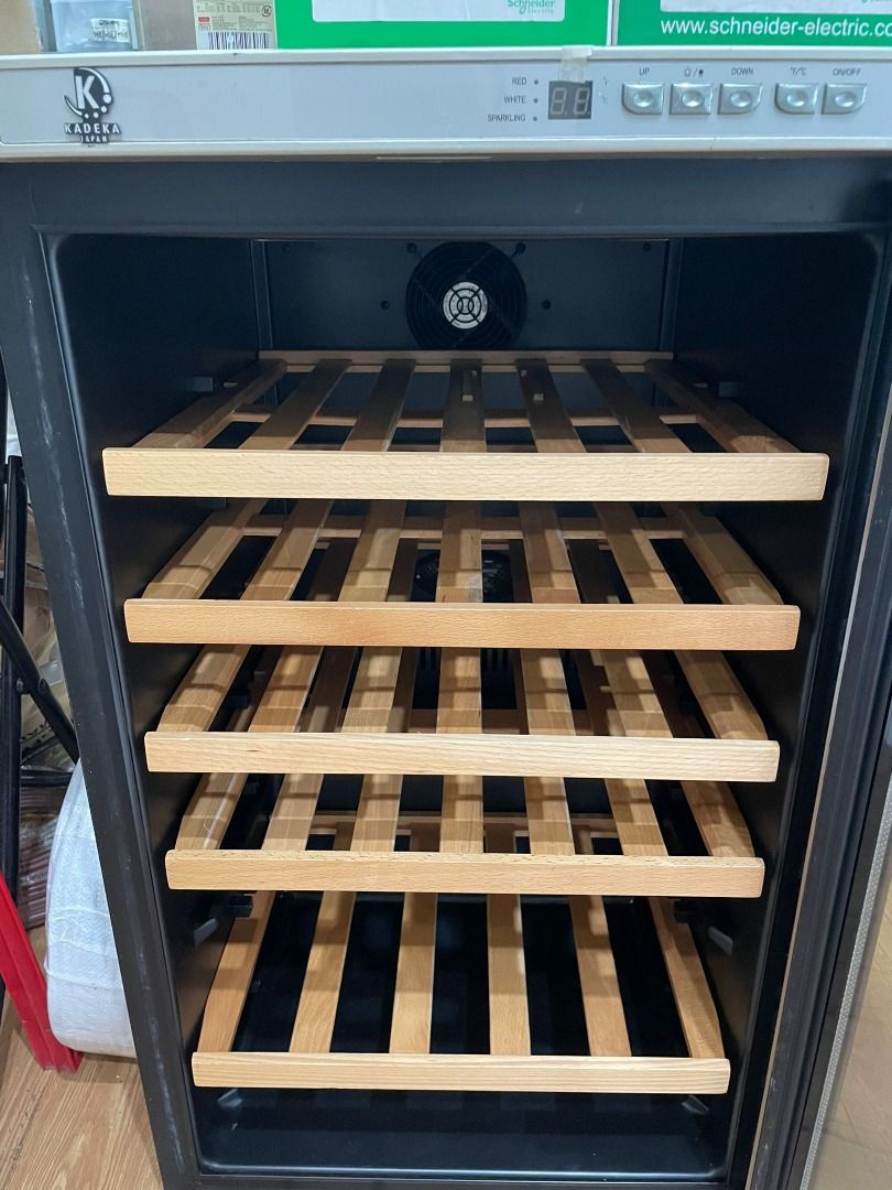 KADEKA (Japan) Wine Chiller Model KA39WR, TV & Home Appliances