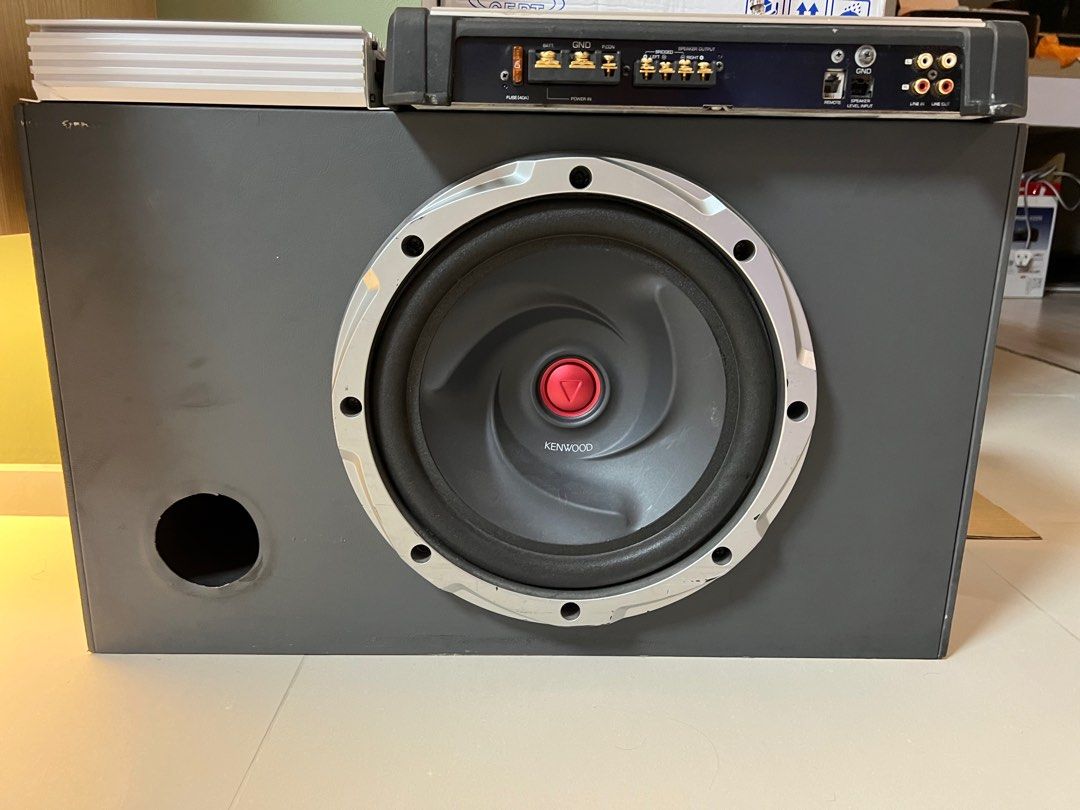Kenwood woofer come with monoblock and 4channel amp, Auto Accessories
