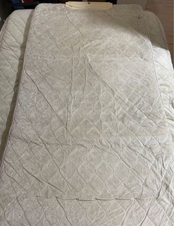 (Category: ) located in . Submitted by wshum (Listing ID 1203068949, Image 1). Description: .