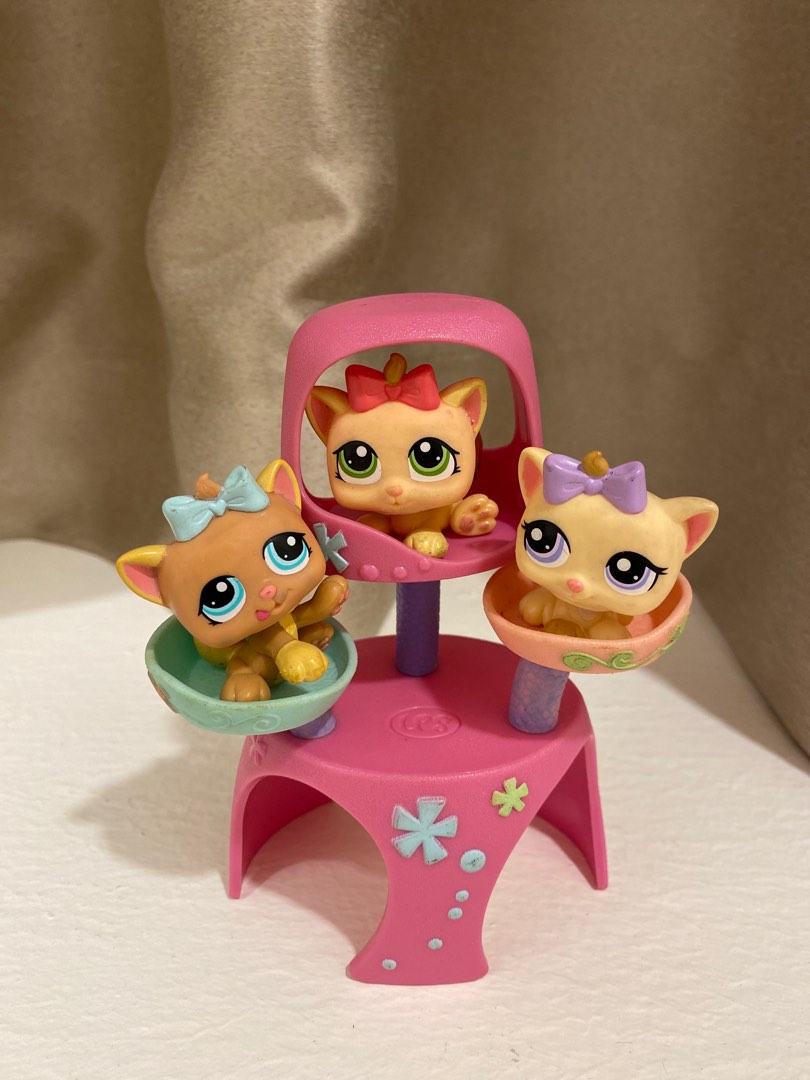 Littlest Pet Shop (LPS) cat triplets, Hobbies & Toys, Toys & Games on