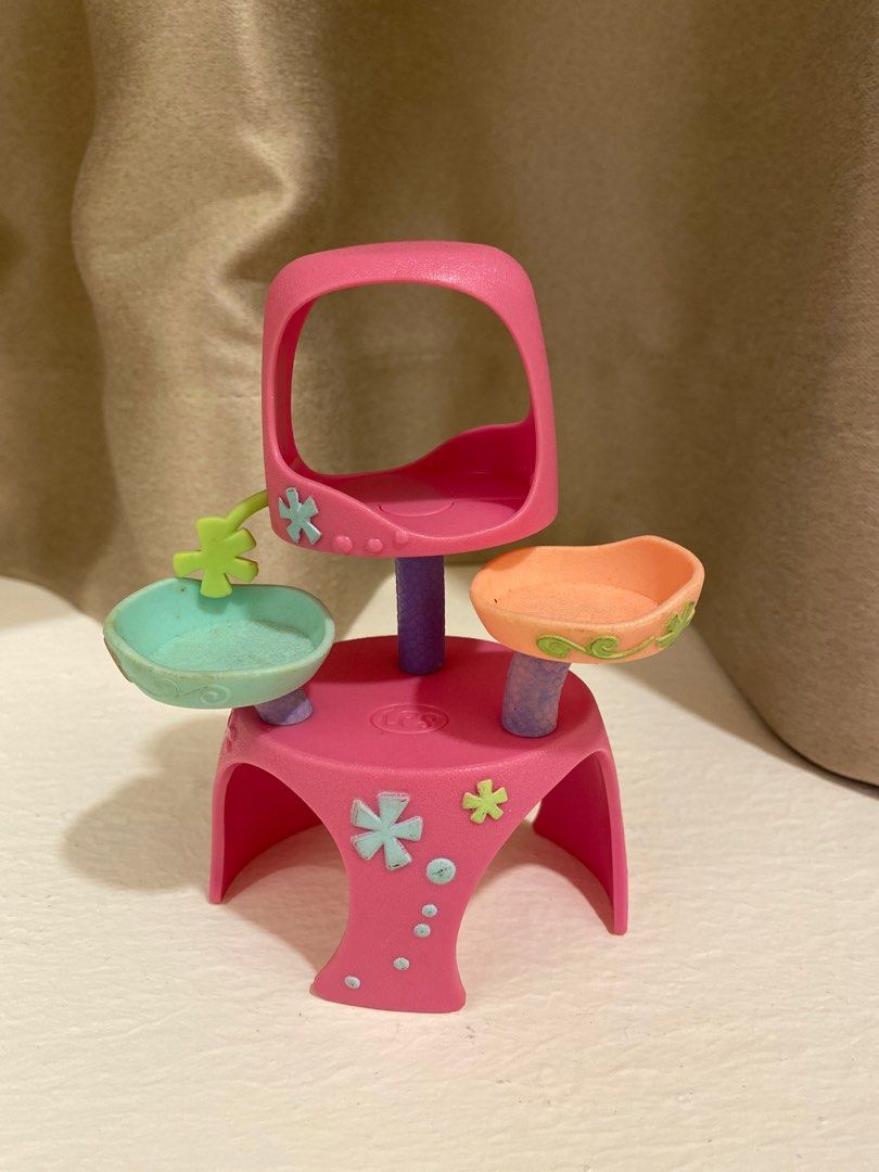 Littlest Pet Shop (LPS) cat triplets, Hobbies & Toys, Toys & Games on