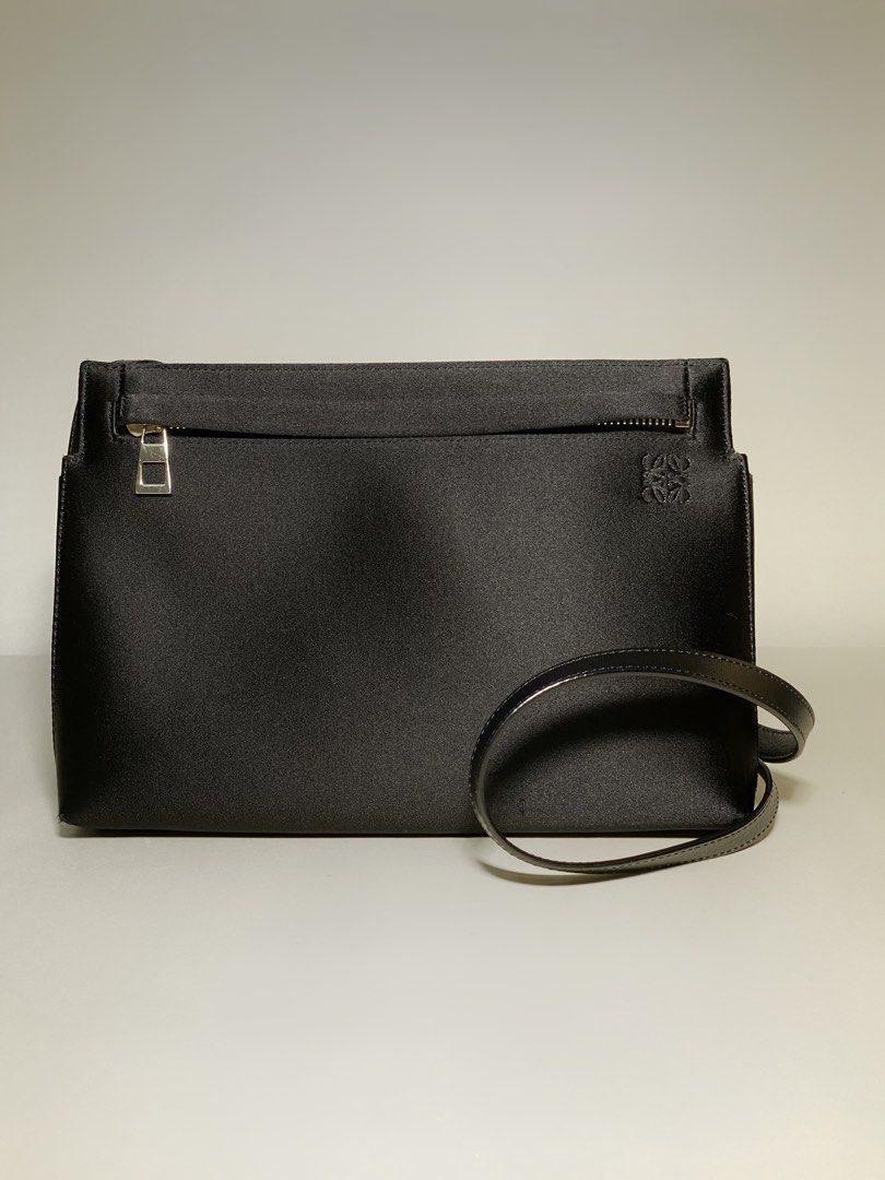 Loewe top t bag