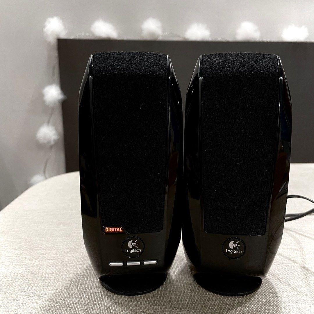 Logitech USB computer speakers, Audio, Soundbars, Speakers & Amplifiers