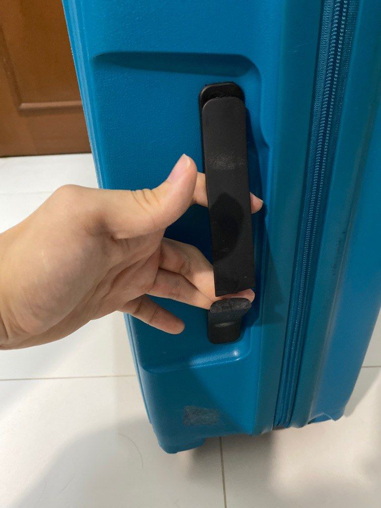 Lojel luggage, Hobbies & Toys, Travel, Luggage on Carousell