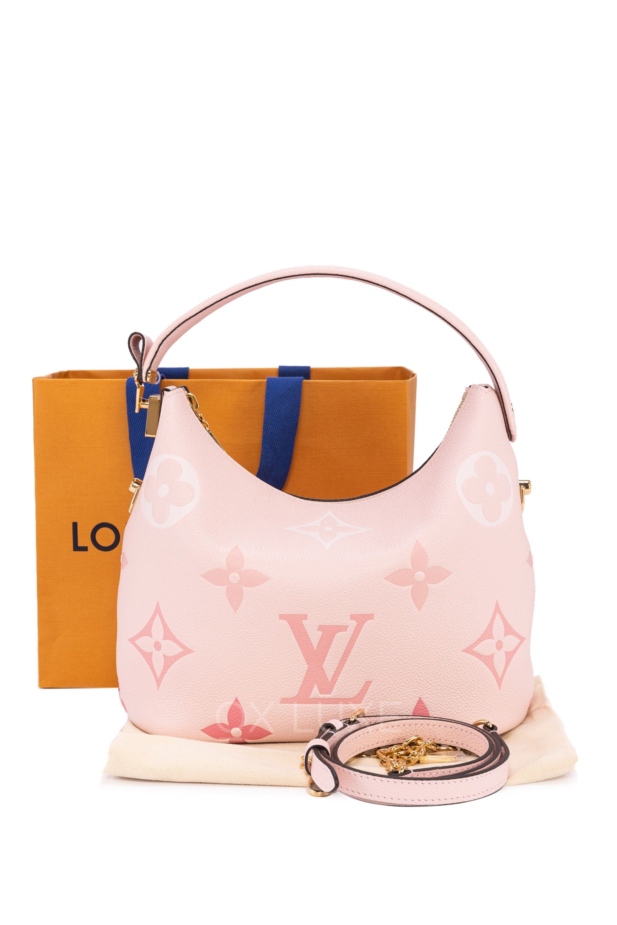 Marshmallow leather crossbody bag Louis Vuitton Beige in Leather - 33102514