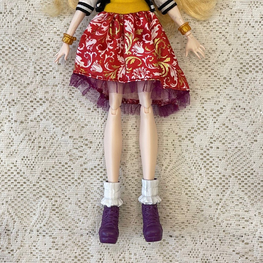 Once upon a time : Ever After High - Féesmaison Once upon a time : Ever After High - Féesmaison