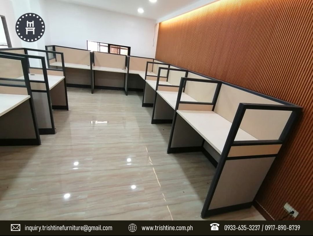 Modular Office Partition / Office Table (Category: Office Furniture & Fixtures) located in Caloocan City. Submitted by kennydashi82668 (Listing ID 1202931579, Image 1). Description: Modular Sharing Fabric with Glass Office Partition Glass 30cm (also available in frosted) Beige Aluminum End trims 4.68cm series Dimension: H1200mm x L1200mm x W600mm Worktop: 25mm Laminated MDF *we can customize the size and layout on your preference *fabric color an