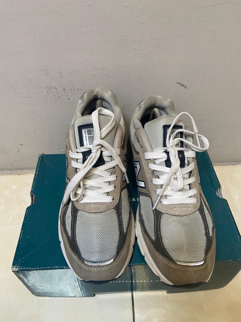New balance est 1982 hotsell