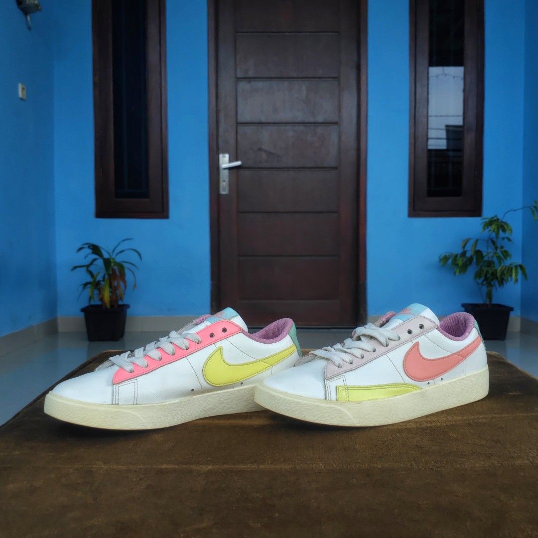 nike blazer low vintage womens