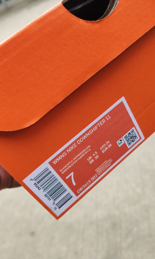 Nike Downshifter 11 (Black/Gold), Women's Fashion, Footwear, Sneakers