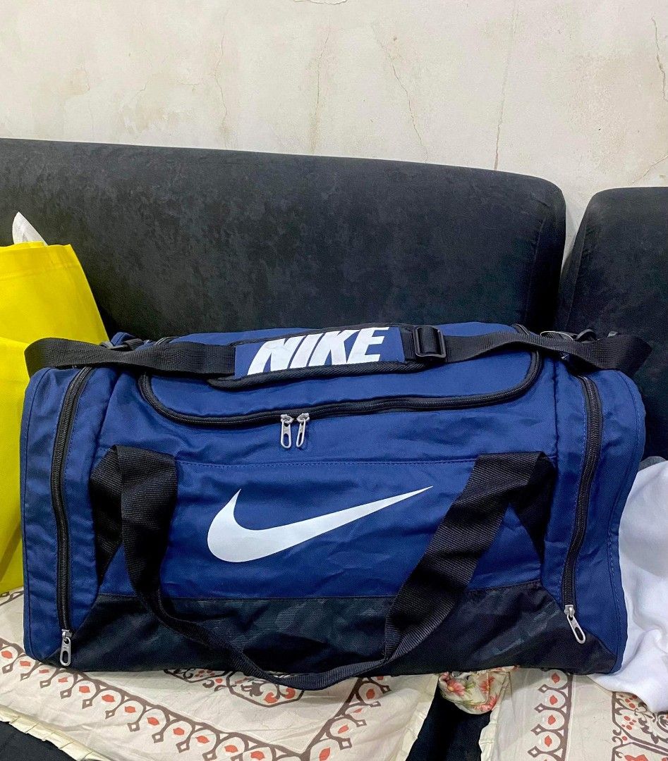 extra large nike duffle bag