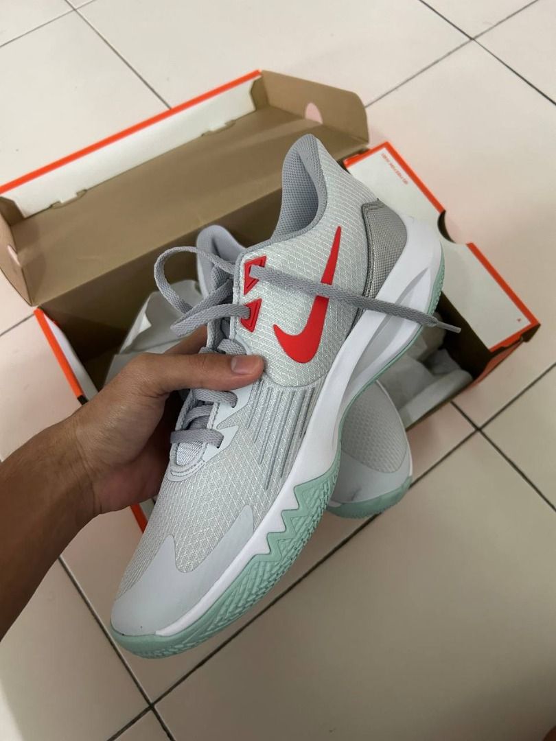NIKE PRECISION V Men s Fashion Footwear Sneakers on Carousell