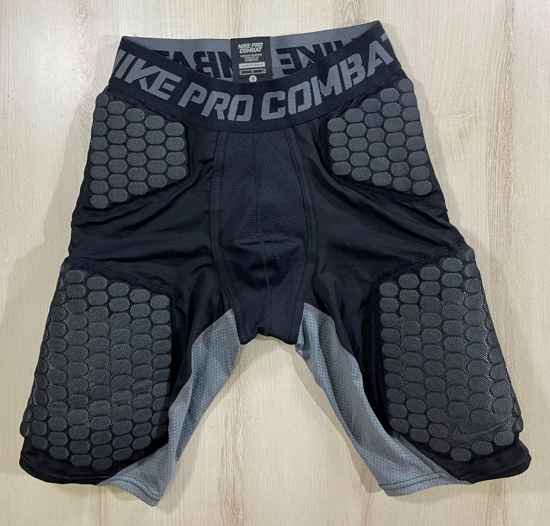 NIKE PRO COMBAT SHORT, Men's Fashion, Activewear on Carousell