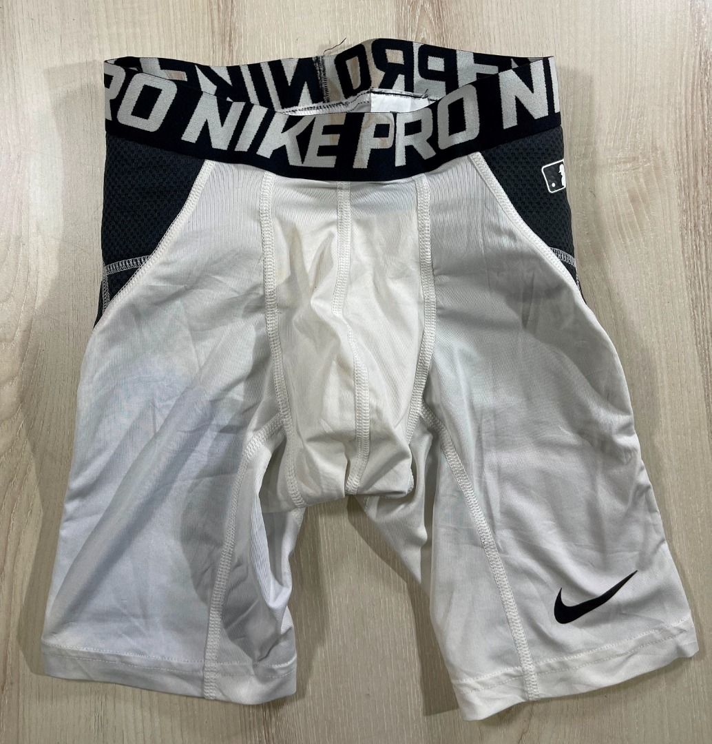 Nike Pro Hyperstrong MLB White Padded Compression Boxer #CA Used, Men's  Fashion, Activewear on Carousell