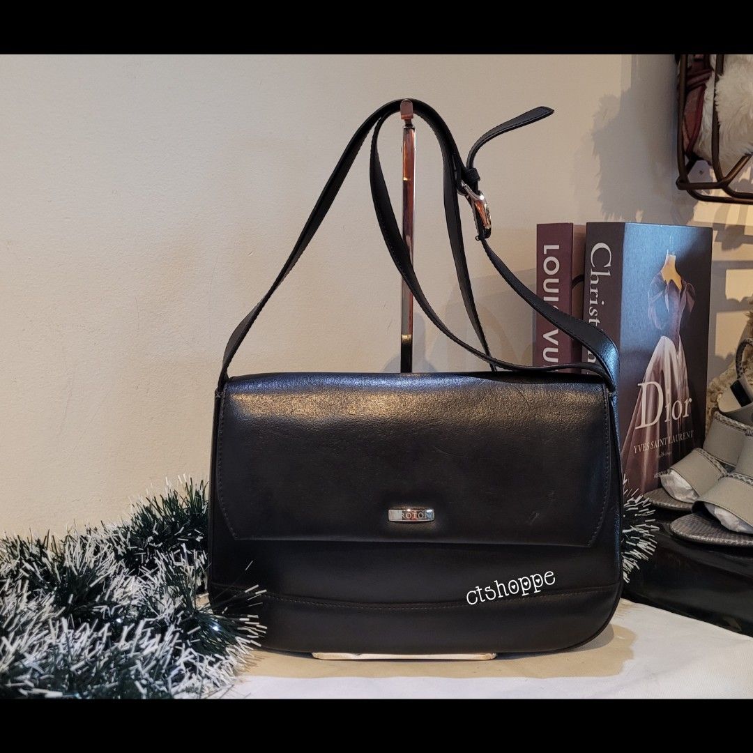 Oroton sling bag hotsell