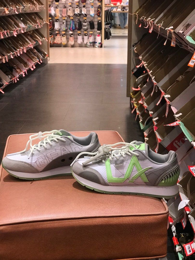 Otrain Payless Shoe Shop Otrain Payless Shoes Store Still Open