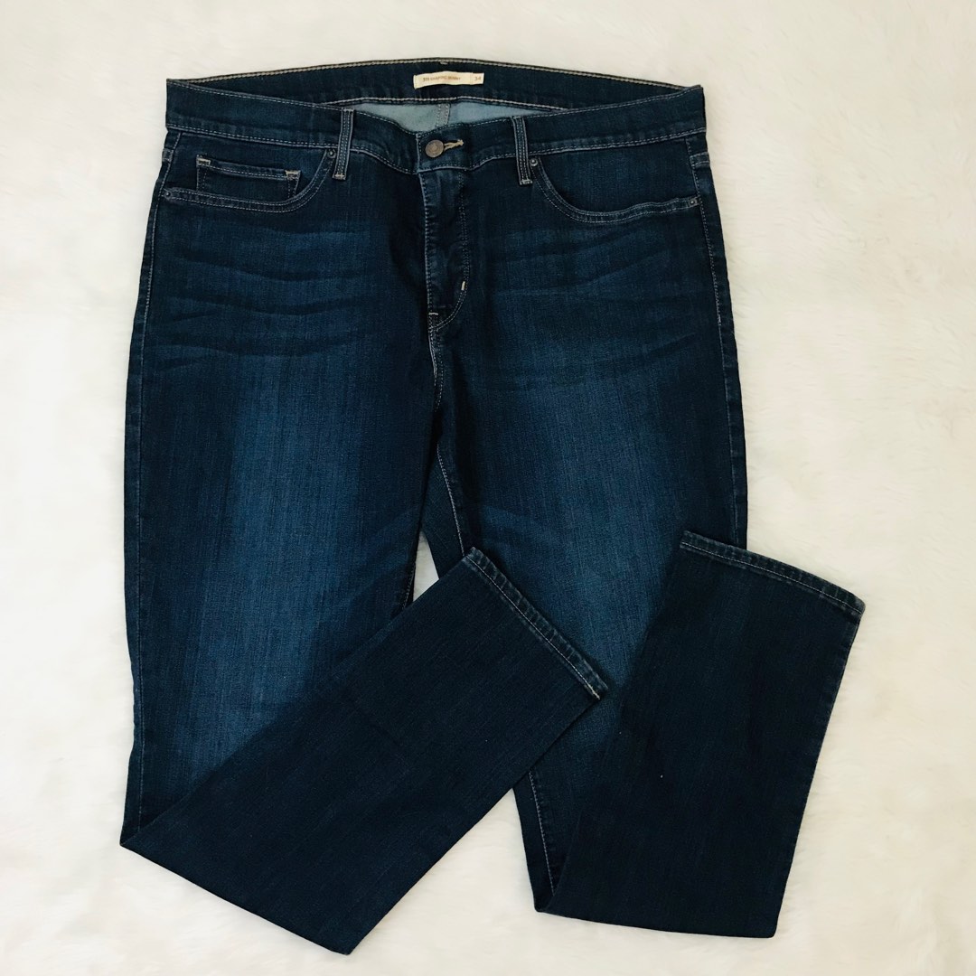 Plus size Levis jeans, Women's Fashion, Bottoms, Jeans on Carousell