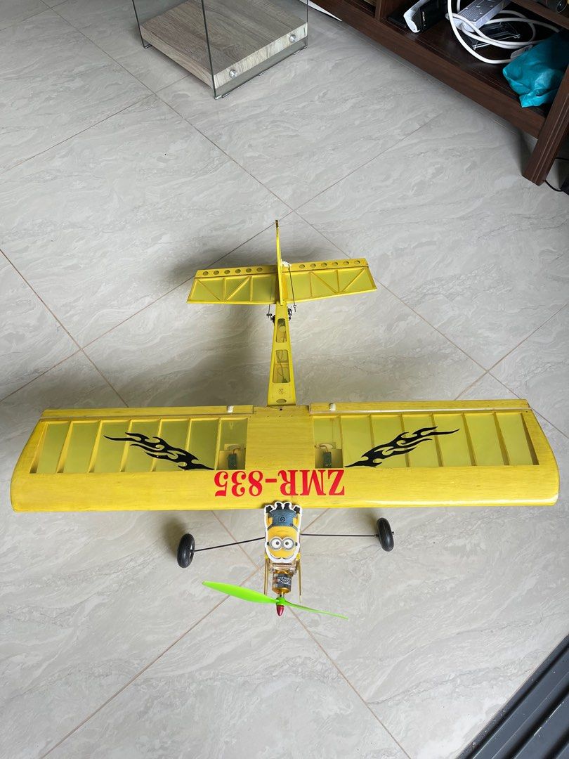Rc plane training plane ZMR835 with dsm2 receiver and hobby eagle A3
