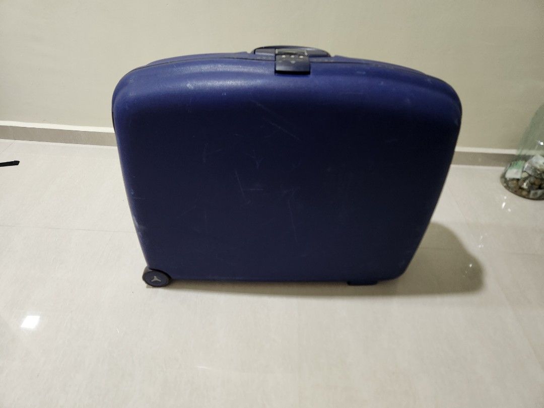 Kudde Billy In samsonite Oyster 2 series 2 wheeler luggage with free cabin sz luggage,  Hobbies & Toys, Travel, Luggage on Carousell