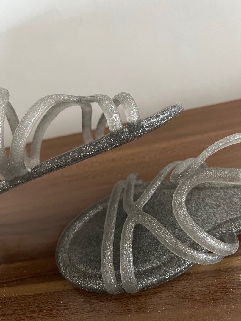 harga sandal jelly bunny