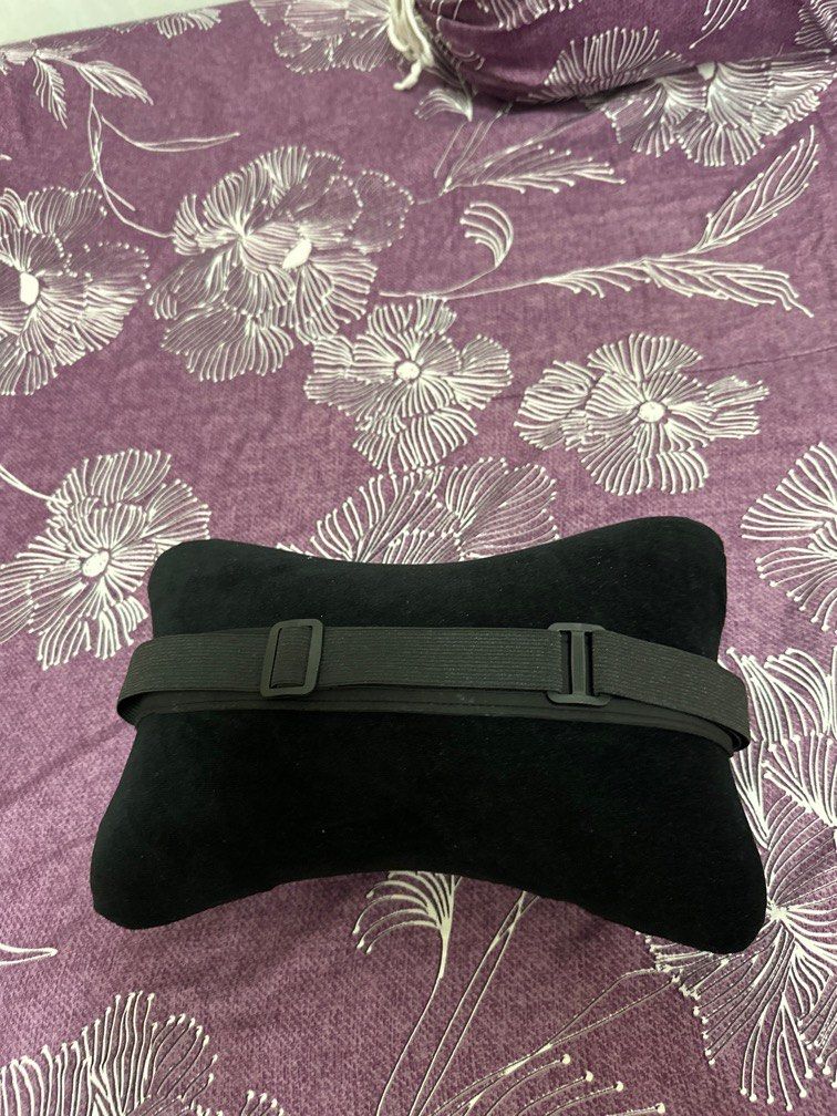 Secret lab chair pillow, Furniture & Home Living, Furniture, Chairs on Carousell