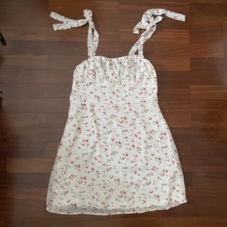 (Category: ) located in . Submitted by manyclothes (Listing ID 1203021840, Image 1). Description: .