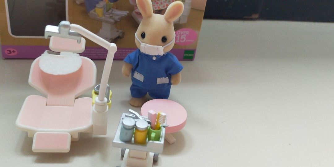 Sylvanian Families Country Dentist Set, Hobbies & Toys, Toys & Games on ...