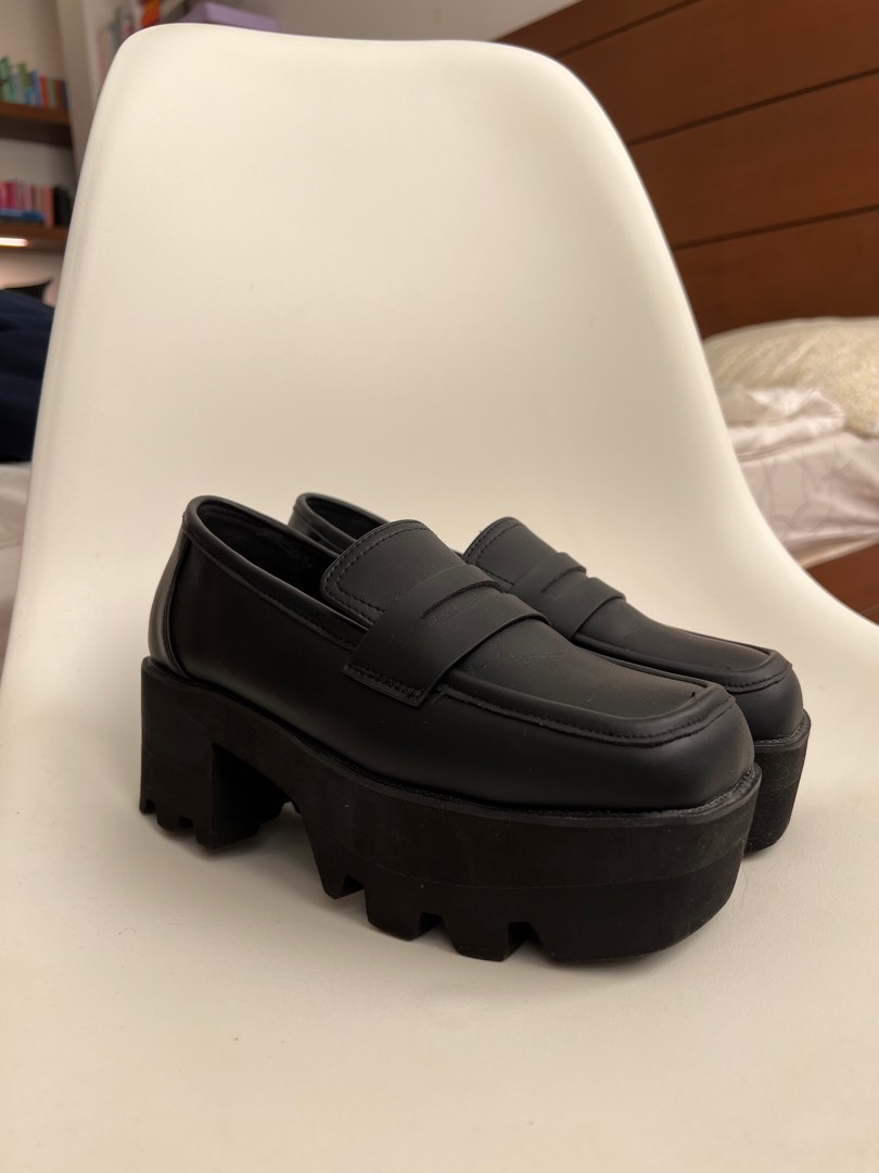 TUK square nosebleed platform loafers, Women's Fashion, Footwear ...