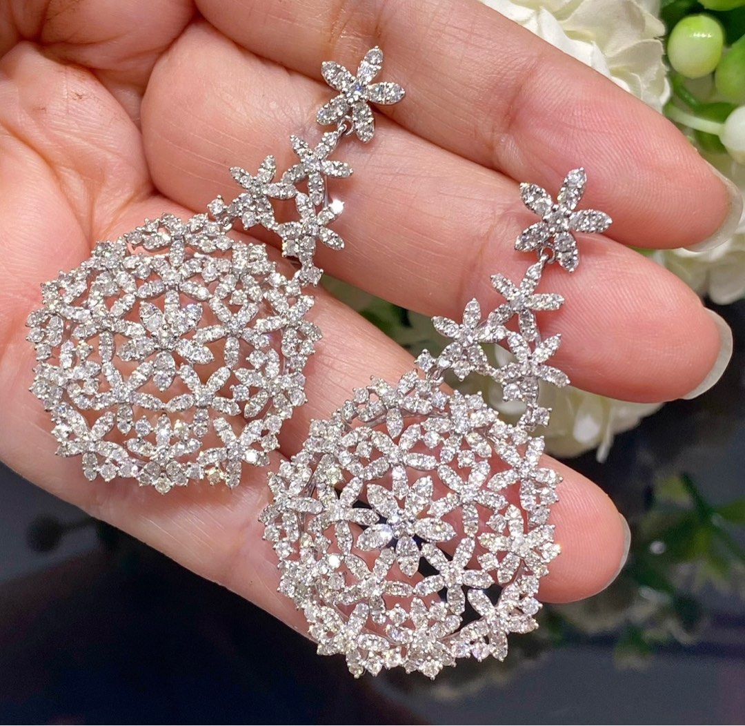 UNIQUE beautiful diamond earrings Women s Fashion Jewelry Organisers Earrings on Carousell