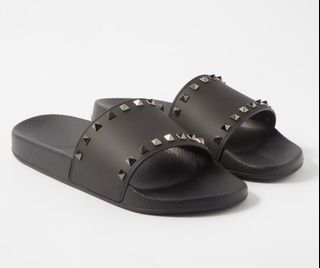 Valentino Rockstud Rubber Slides