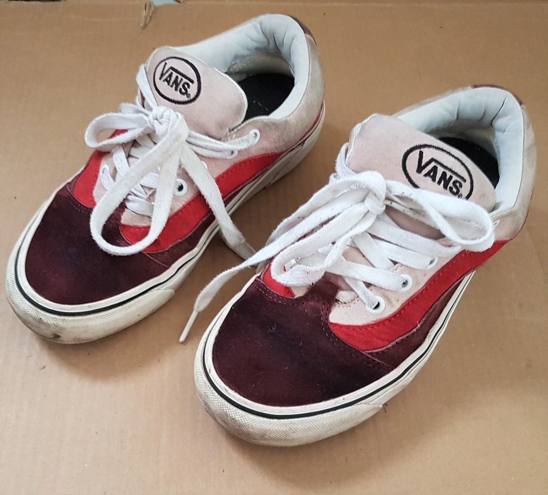 Red vans outlet running shoes