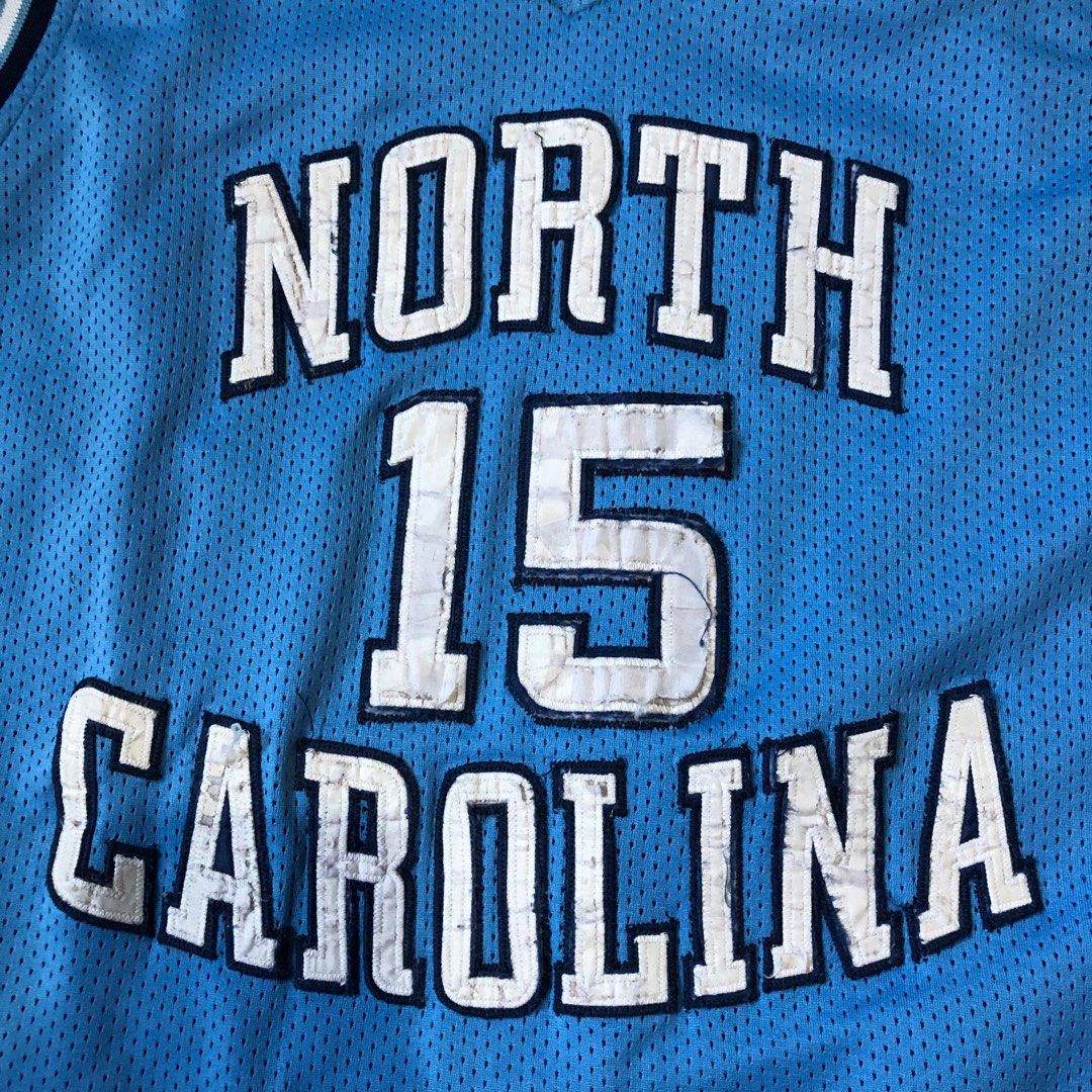 Vince Carter UNC, Men's Fashion, Activewear on Carousell