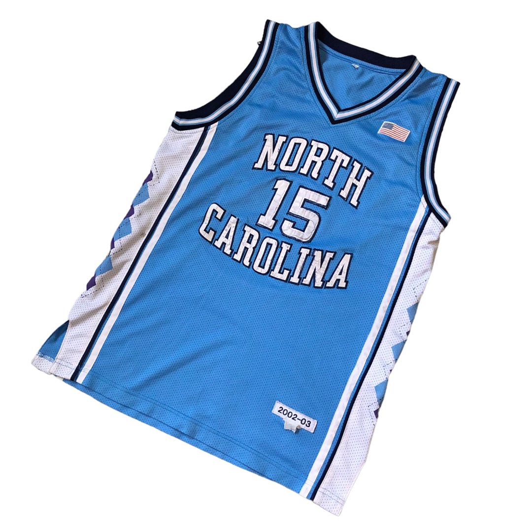 Vince Carter UNC, Men's Fashion, Activewear on Carousell