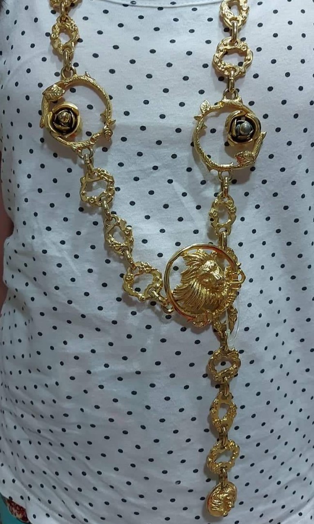 Vintage GIANNI VERSACE VERSUS rare chainbelt/necklace, Women's Fashion ...