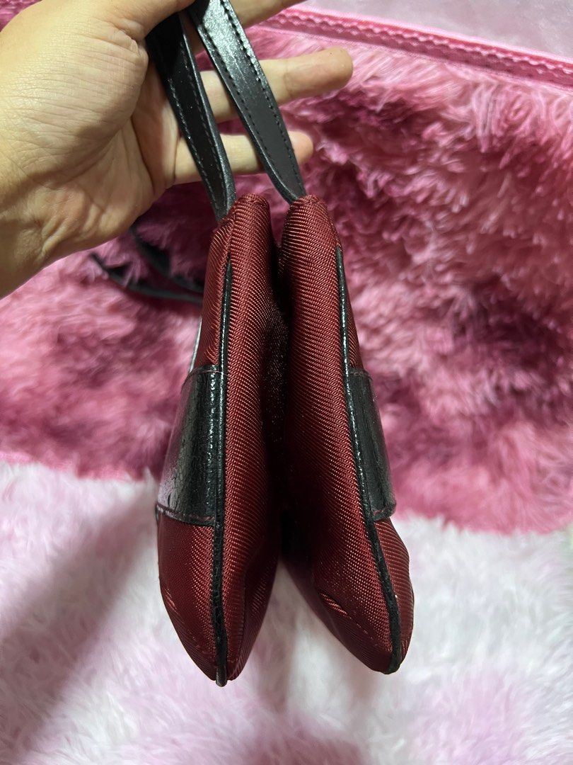 Vintage Givenchy shoulder bag (Category: Luxury Bags & Wallets) located in Cavite. Submitted by jnizadion12345 (Listing ID 1203051148, Image 2). Description: Selling as is, pls dont ask me whats its history mga sis. Vintage but still in good condition..