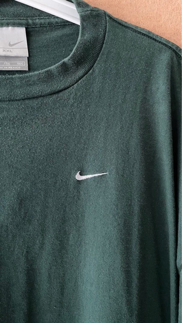 forest green nike shirt