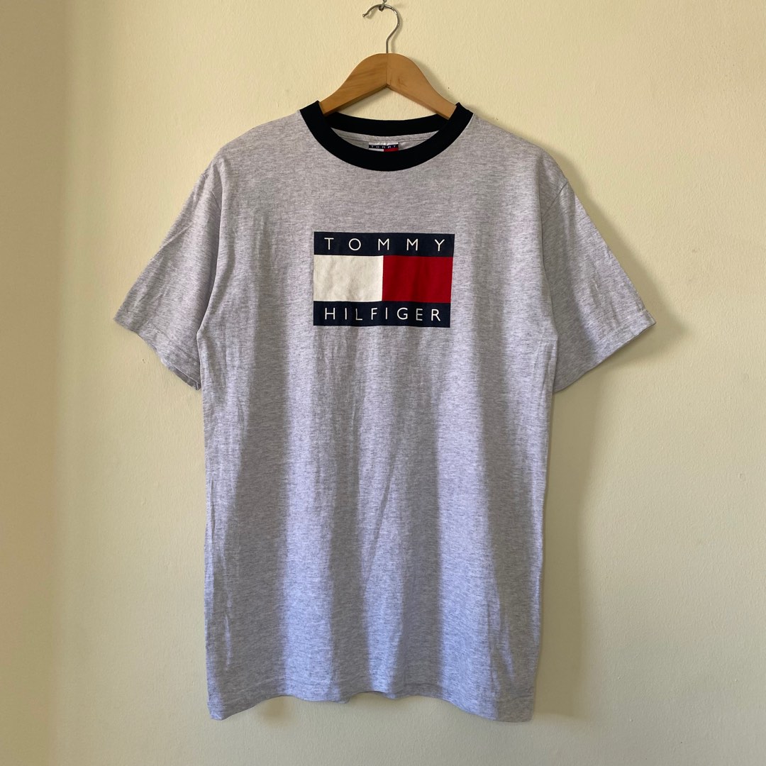 Vintage tommy hilfiger logo, Fesyen Pria, Pakaian , Atasan di ...