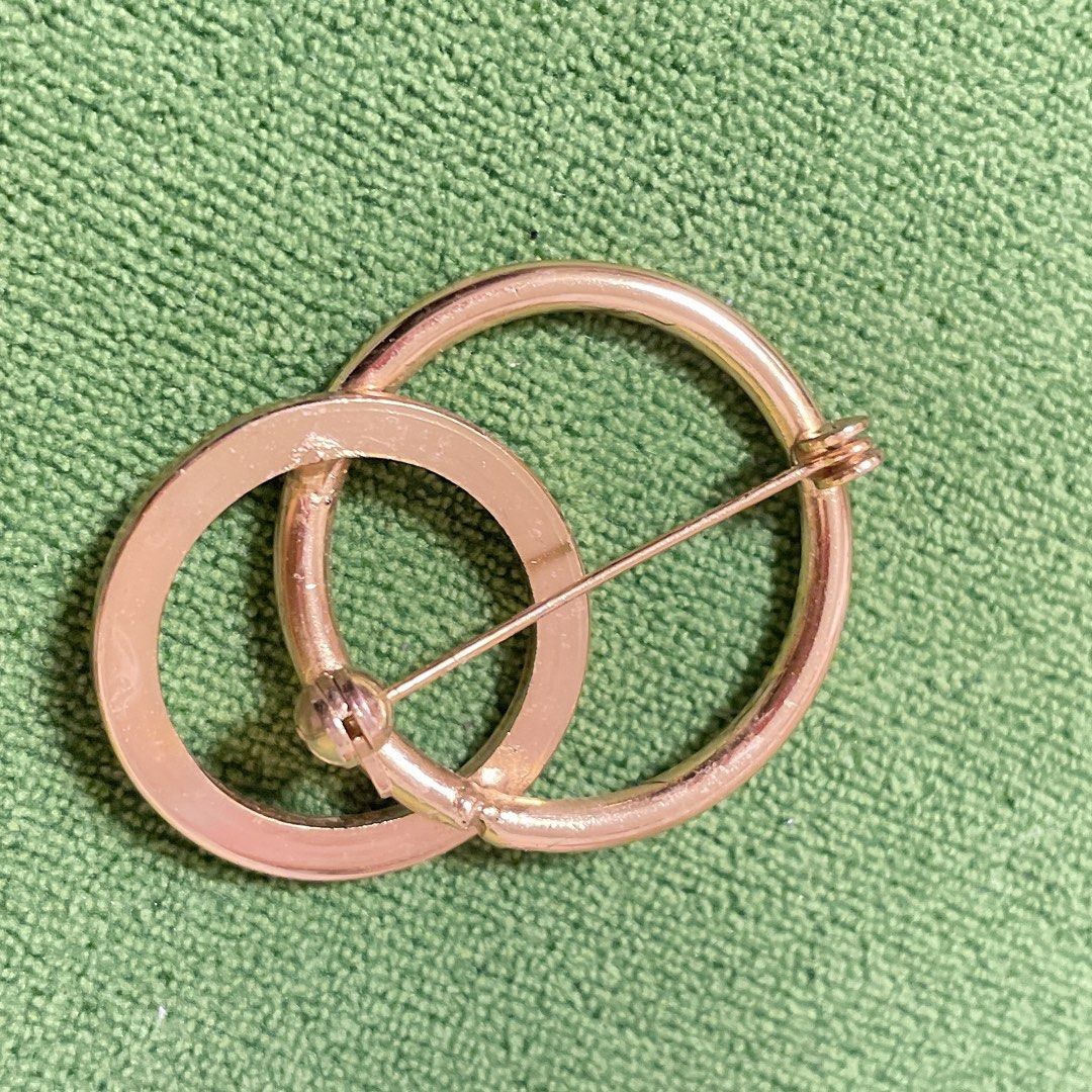 鑽石胸針 圓環造型 裙子收腰別針 防走光胸針卡扣 腰圍改小 收腰別針 扣固定衣服收腰神器 @ C247