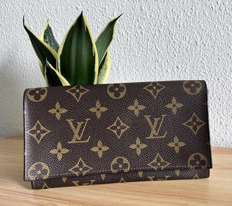 💯LV Monogram Long Wallet, Luxury, Bags & Wallets on Carousell