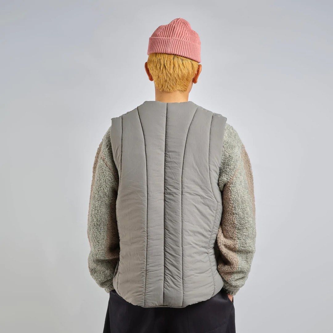 限時代訂灰色size M & L 英國製SAGE NATION Body padded gilet 限時代訂灰色size M & L 英國製SAGE NATION Body padded gilet