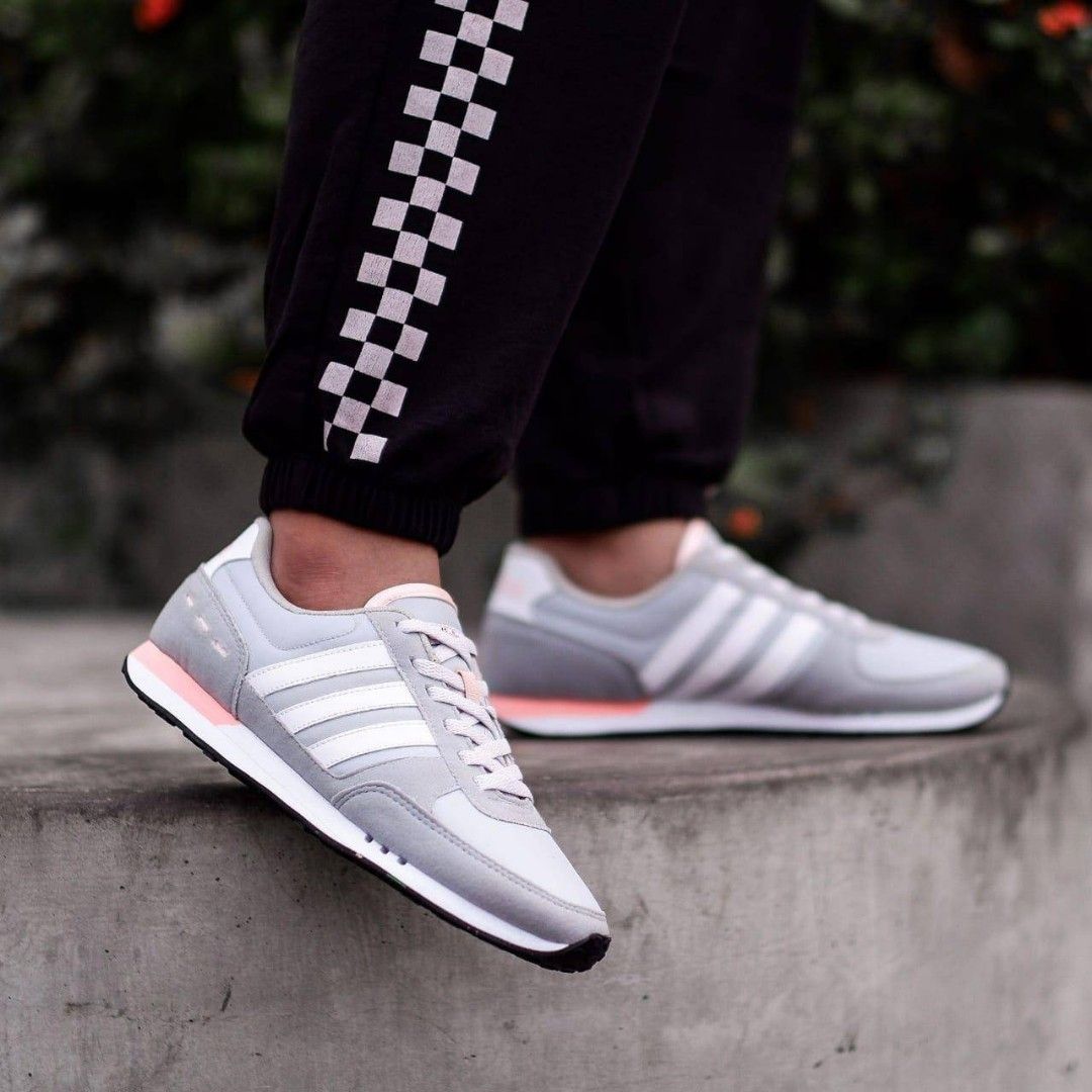 ADIDAS NEO CITY RACER GREY WHITE PEACH Fesyen Pria Sepatu