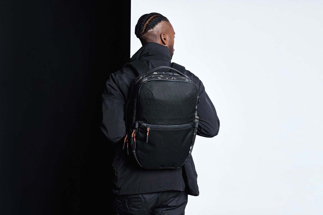 Aer x Carryology Tokai Backpack Black/White (Sold out in Aer