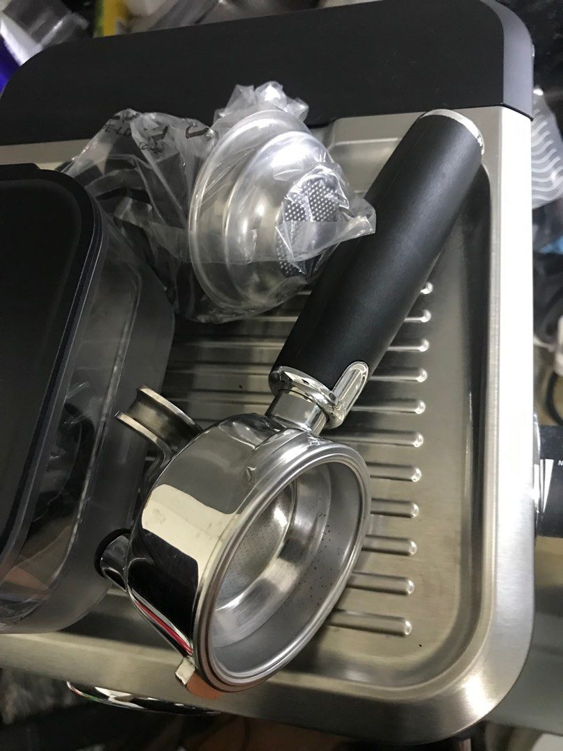 Baumann Living Professional Espresso Machine With Grinder, TV & Home