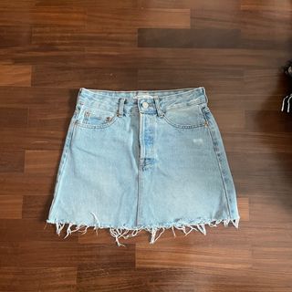 (Category: ) located in . Submitted by manyclothes (Listing ID 1203209734, Image 1). Description: .