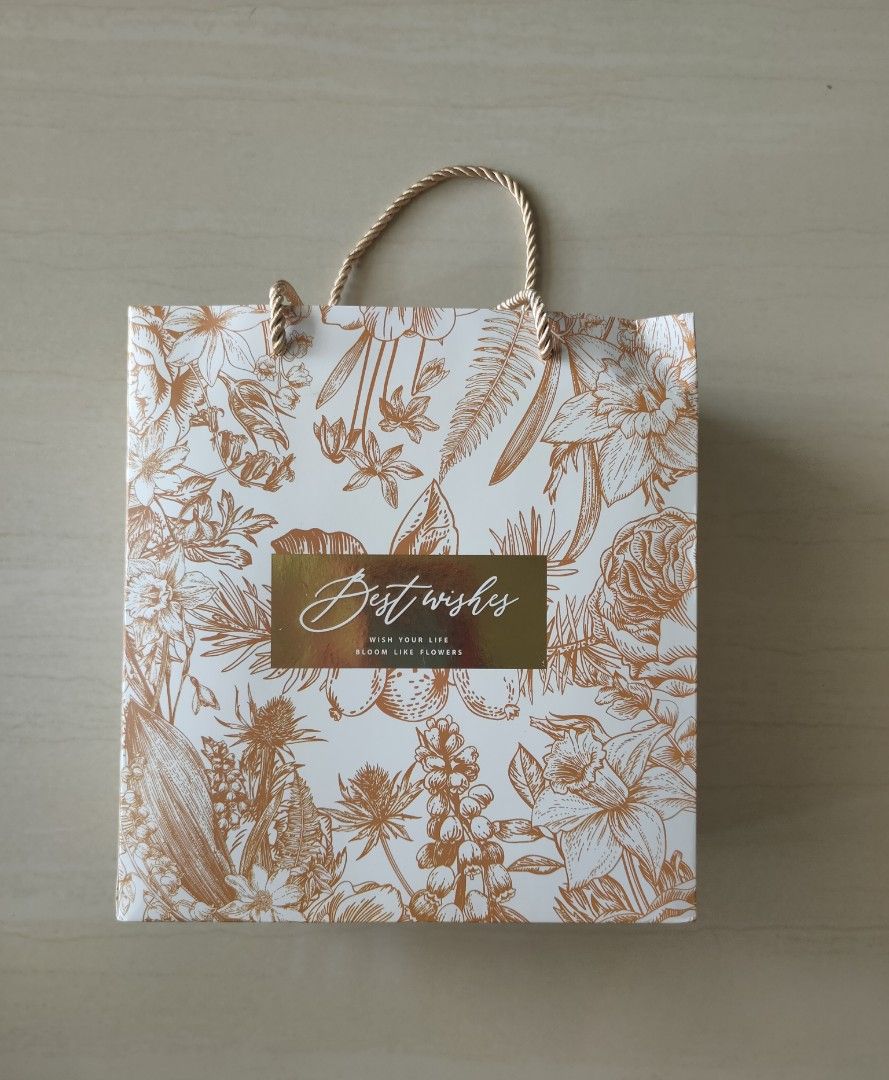 Best Wishes gift, Hobbies & Toys, Stationery & Craft, Craft Supplies