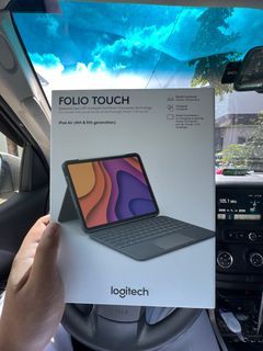 (BRAND NEW) FOLIO TOUCH iPad Air 4 and 5