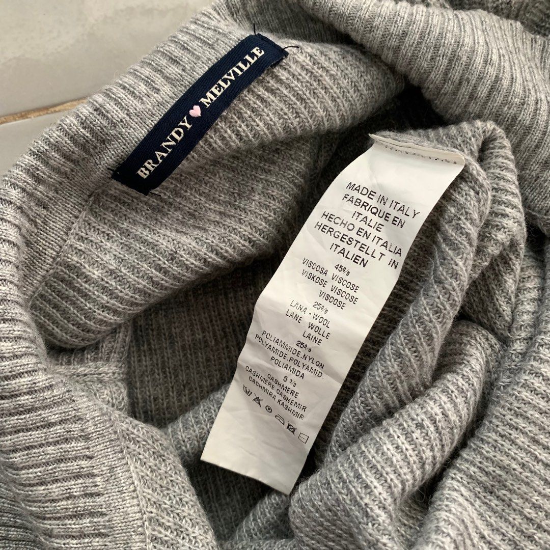 Brandy melville hotsell casey sweater