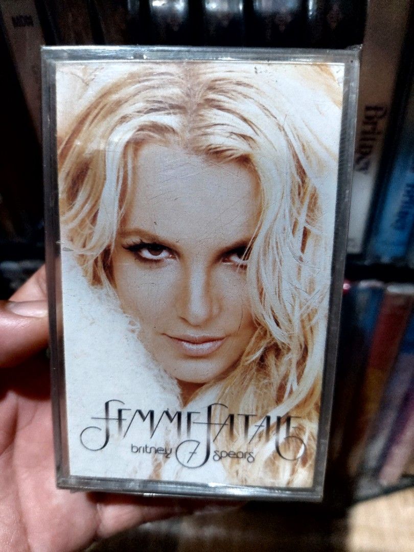 Britney Spears Femme Fatale Albumcassette Tape Hobbies And Toys Music And Media Cds And Dvds On 