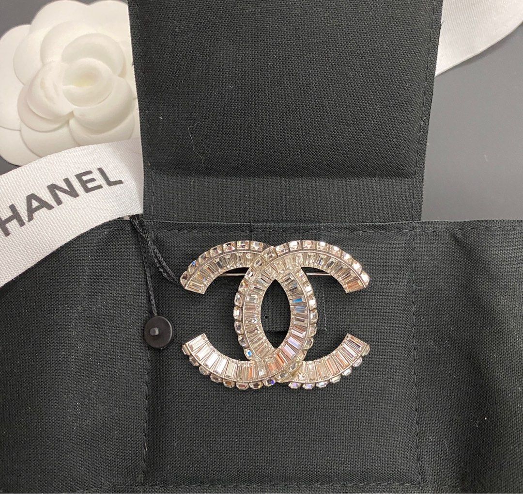 Large chanel brooch hot sale