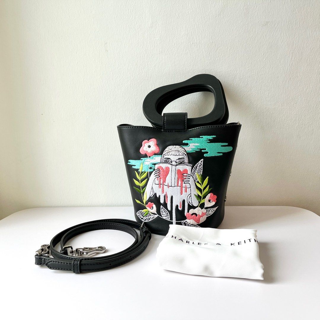 Charles and keith Teeteeheehee sculptural handle embroidered bag